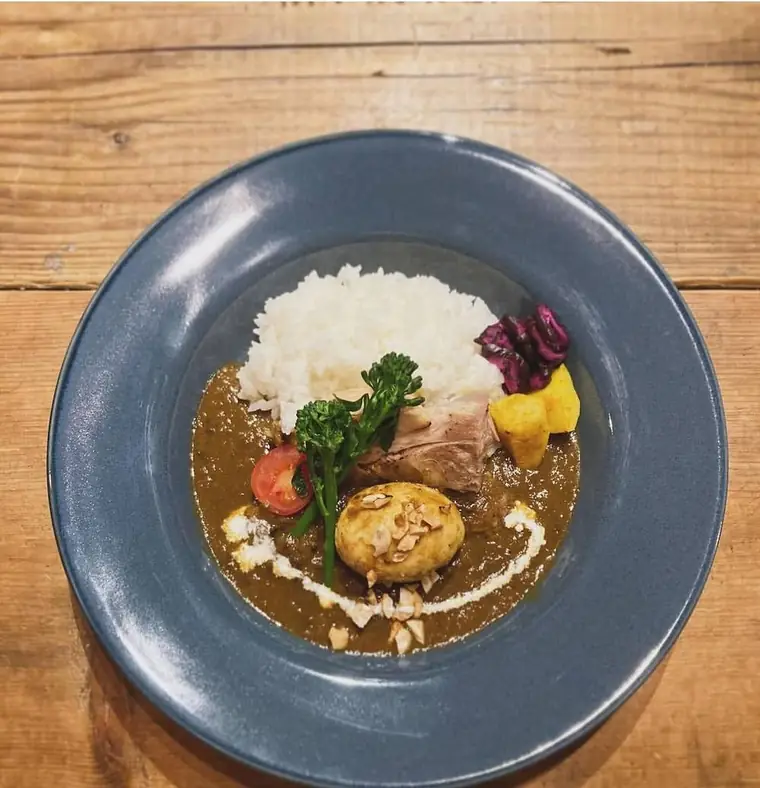 MOGITENのカレー