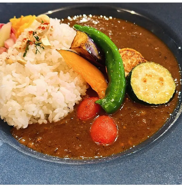 MOGITENのカレー